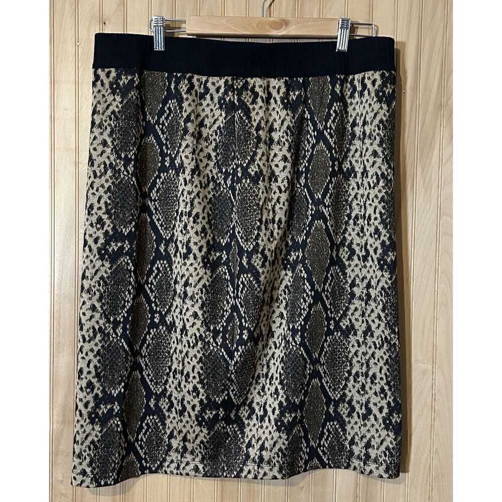 Zoe + Phoebe Women's Size L Elastic Waist Snakeskin Print Midi Skirt